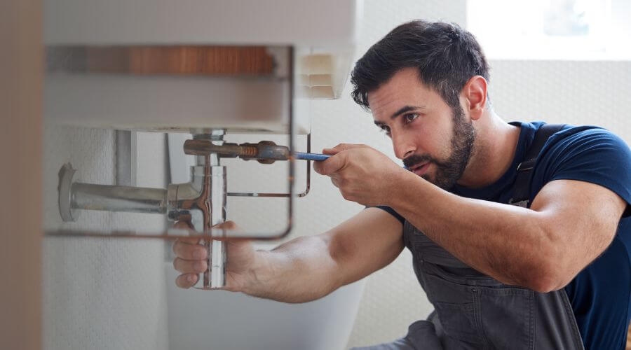 Expert burst pipe repair services in Woodbridge, NJ